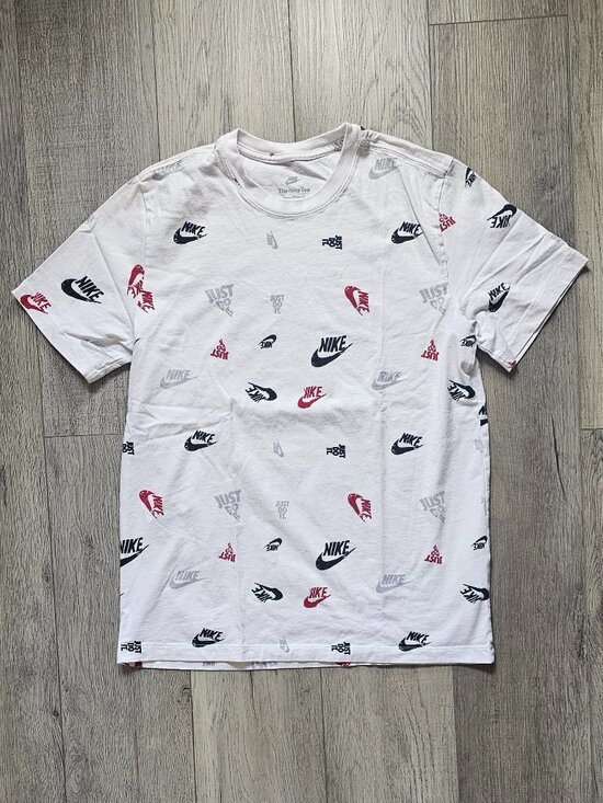 Nike Other - Nike Men´s White All Over Print Logo Swoosh Short Sleeve T-Shirt Size Large